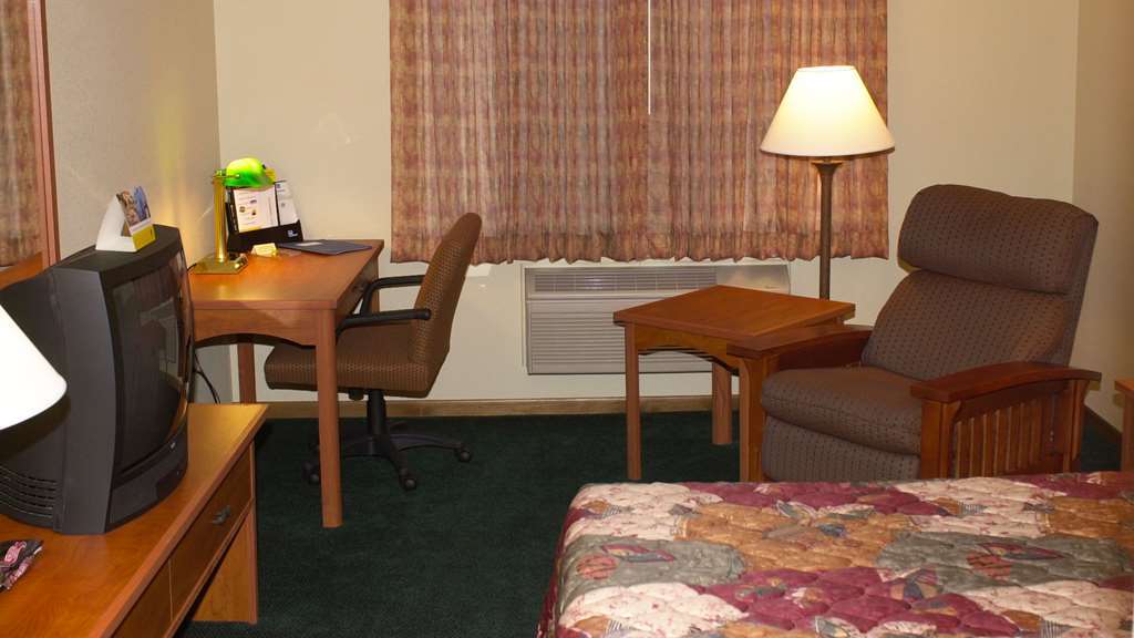 Super 8 By Wyndham Berlin Wi Hotel Quarto foto